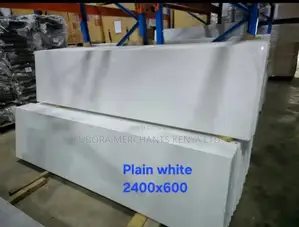 Plain White Granite Slabs for Kitchen Tops.