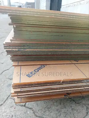 8mm Clear Perspex/Long Lasting Perspex