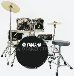 Yamaha 5 Piece Drumset