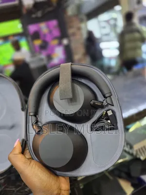 Sony Xm6 Preowned Headphones Black