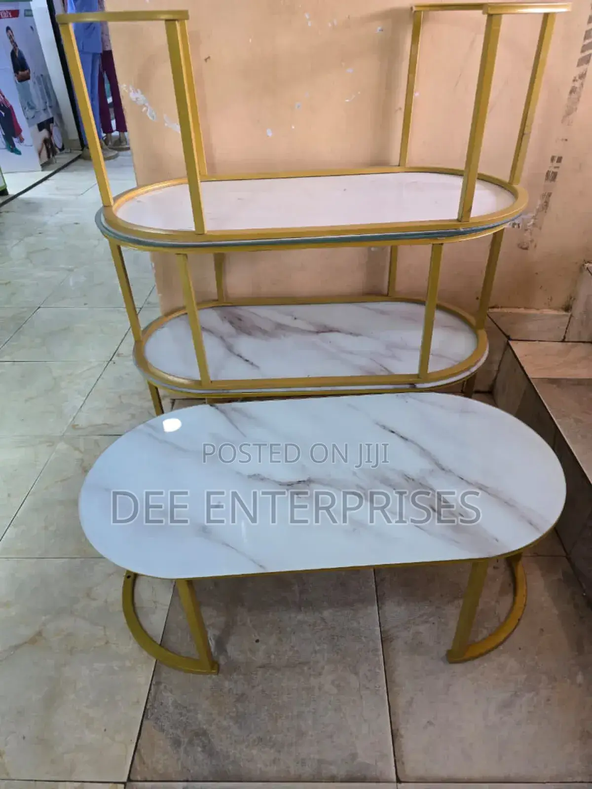 Oval Single Glass Effect Marble Table