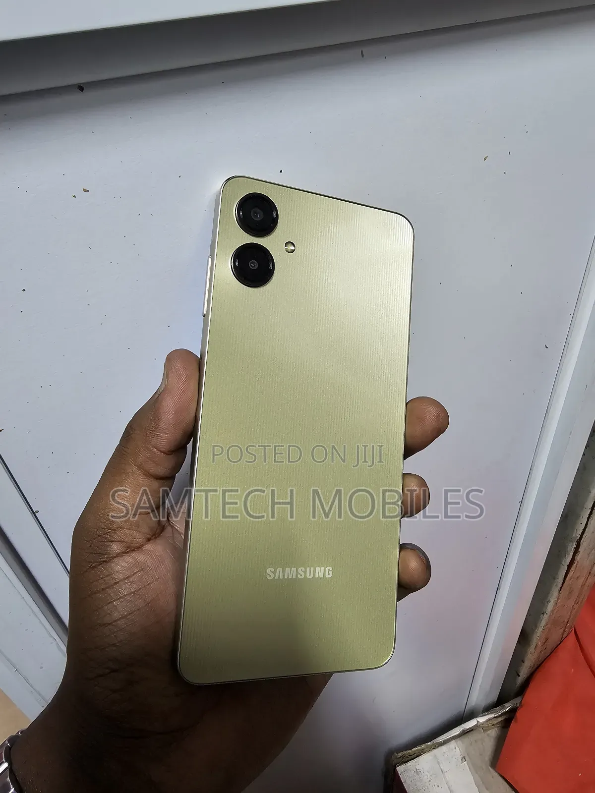 Samsung Galaxy A06 128 GB Gold