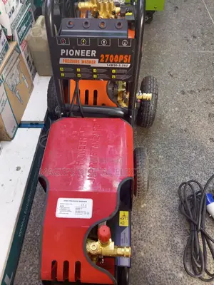 Highly Noted 2700psi Pioneer Electric Pressure Washer