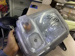 Suzuki Every Headlight