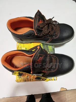 Rocklander Boots With Orange Piping