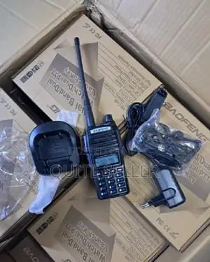 Baofeng Uv-5r Dual Band Two Way Long Range Rechargeable Walkie Talkies