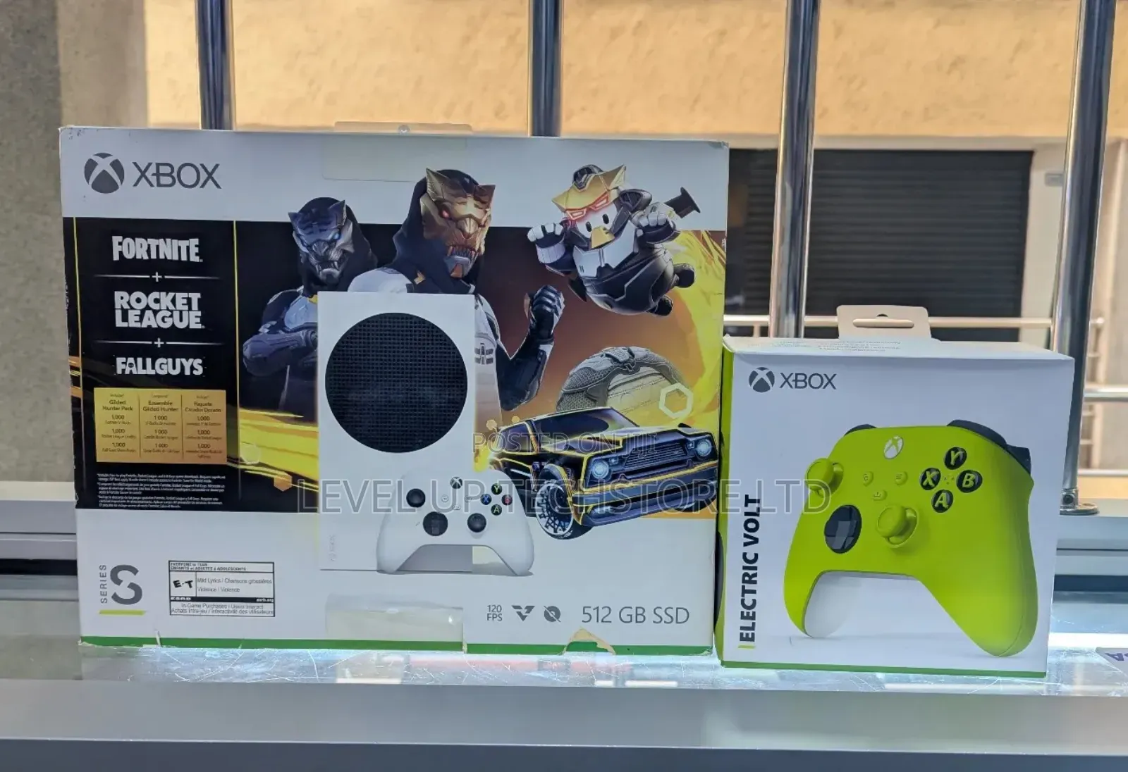Xbox Series S 512gb SSD Console
+ Controller