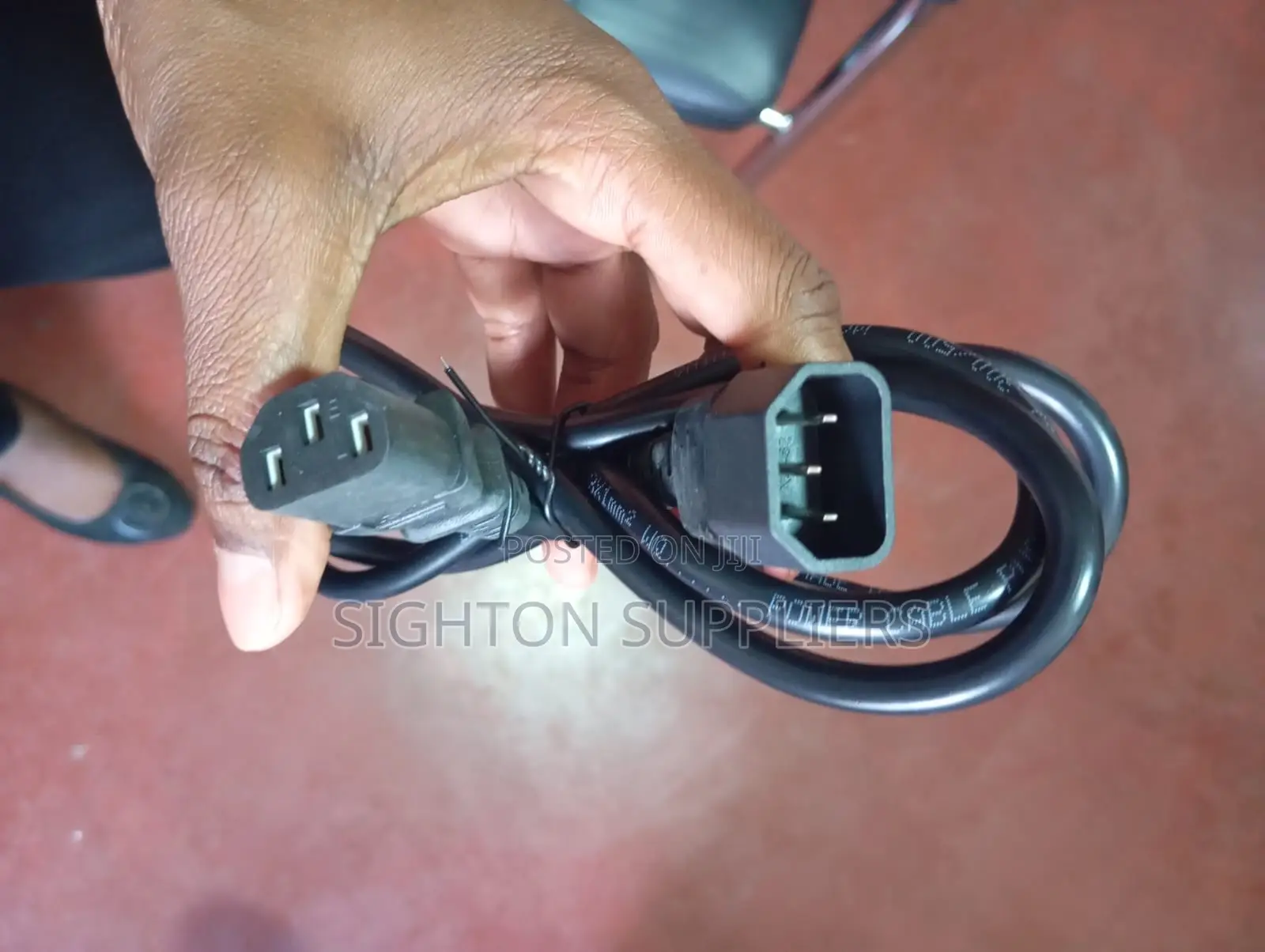 Ups Back to Back Cable