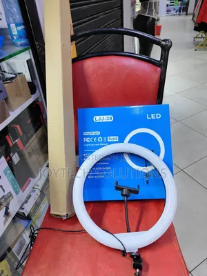 LJJ -30 Ring Fill Light Ringlight With 2.1 Tripod Stand , 3 Modes