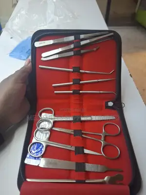 Student Dissecting Kit.