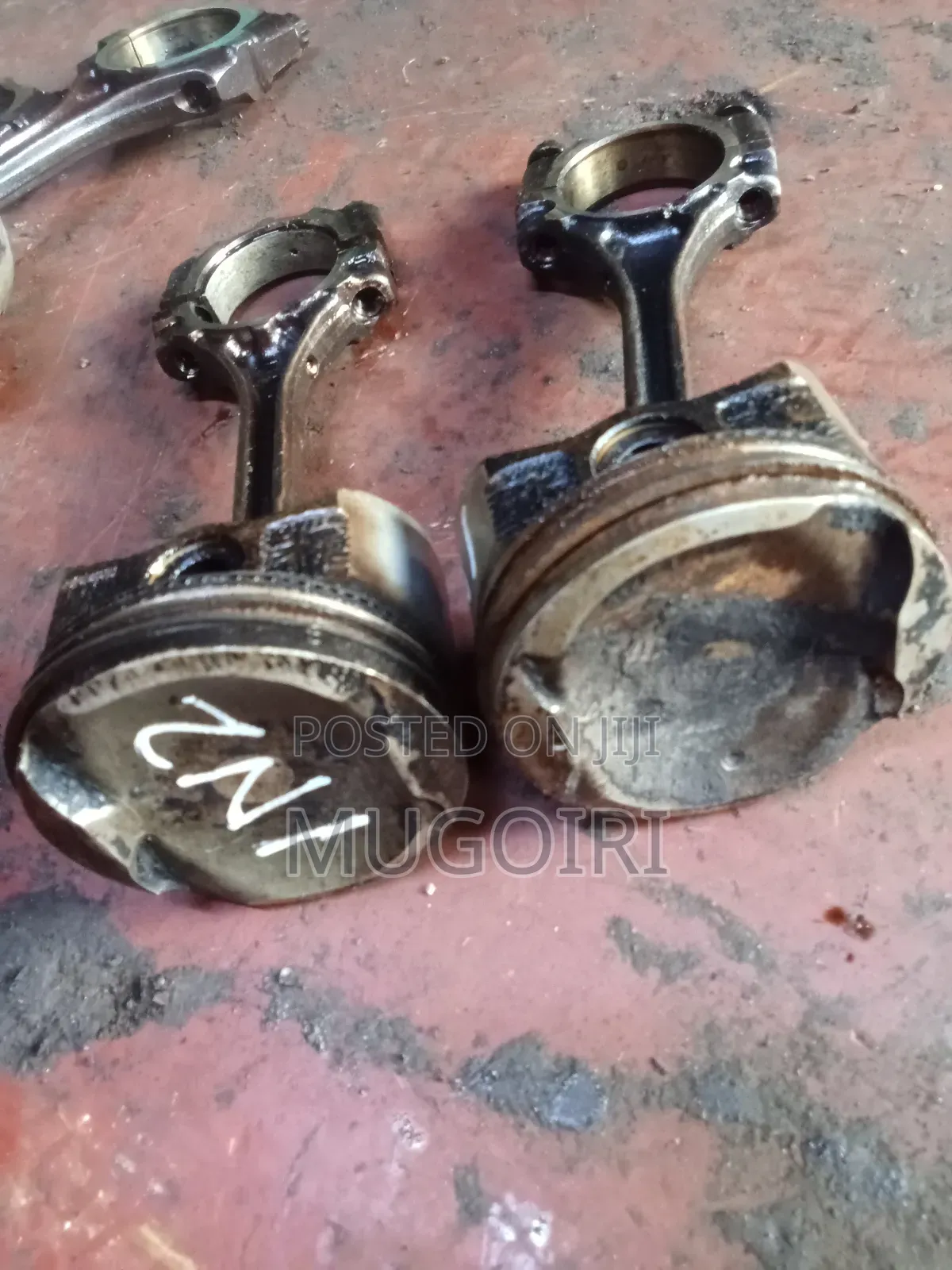 1nz Pistons
