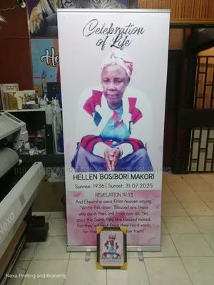 Eulogizing Banners And Portraits