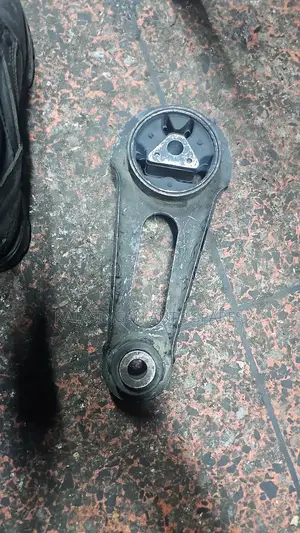 Gearbox Mounting Nissan Note E12