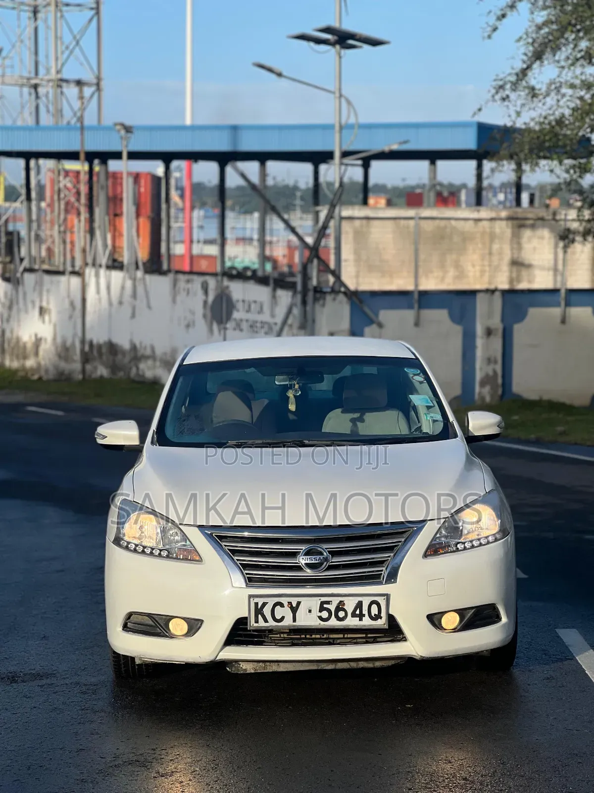 Nissan Bluebird 2013 White