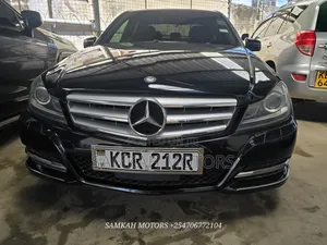 Mercedes-Benz C200 2012 Black