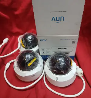 Dual Core Light Uniview Indoor Dome Black and White CCTV Camera