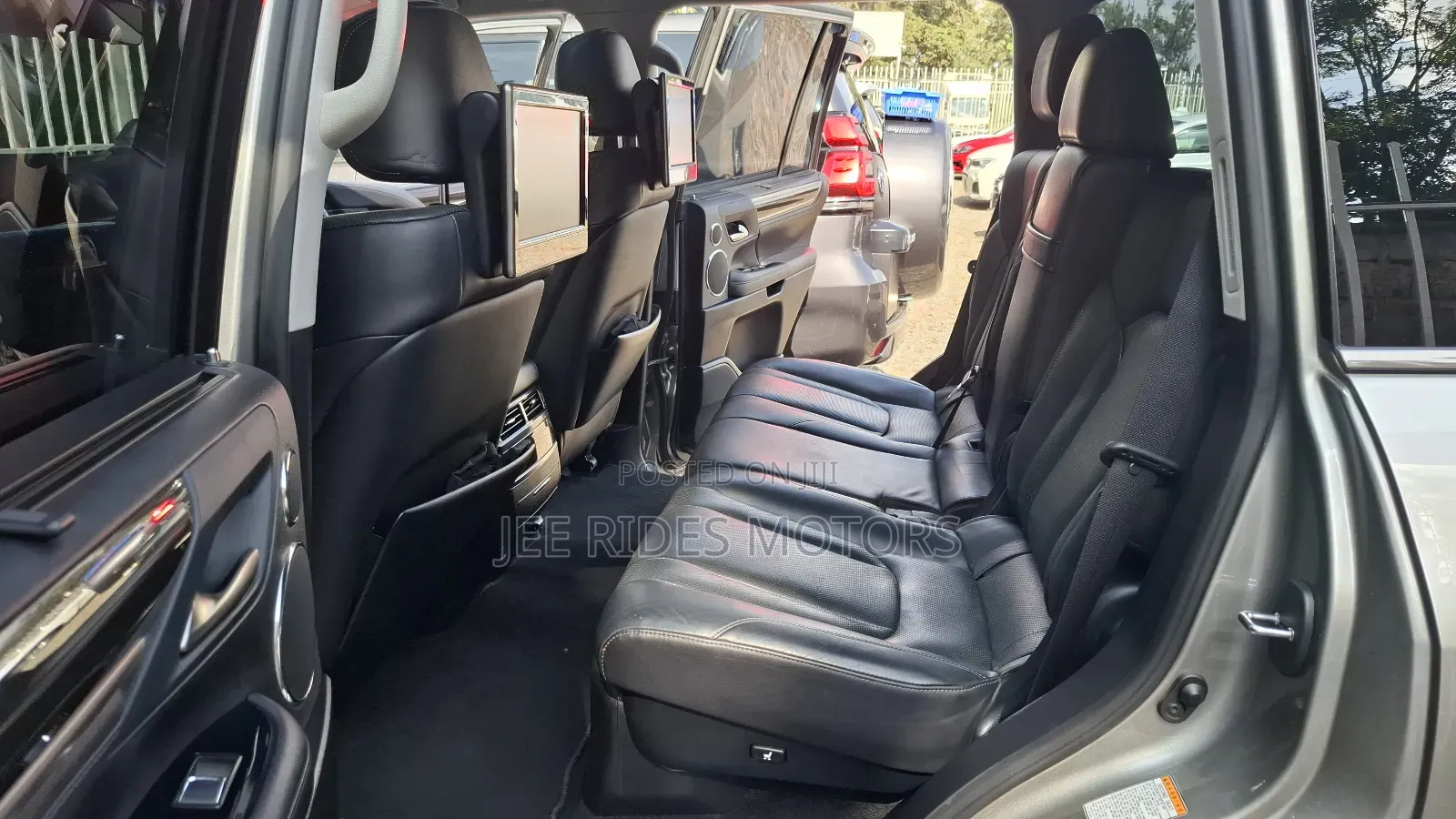 Lexus LX 450d AWD 2017 Gray