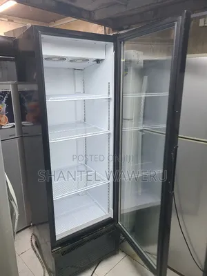 Newly Used Display Refrigerator/ Well Maintained