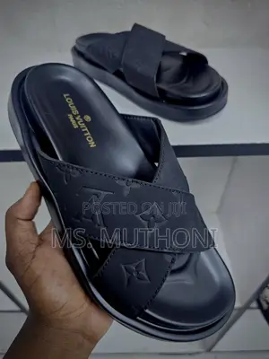 High Quality Lv Sandals Quality  Sizes 39-46