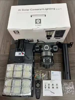 4g Triple Lens Floodlight Solar PTZ Camera V380 Pro
