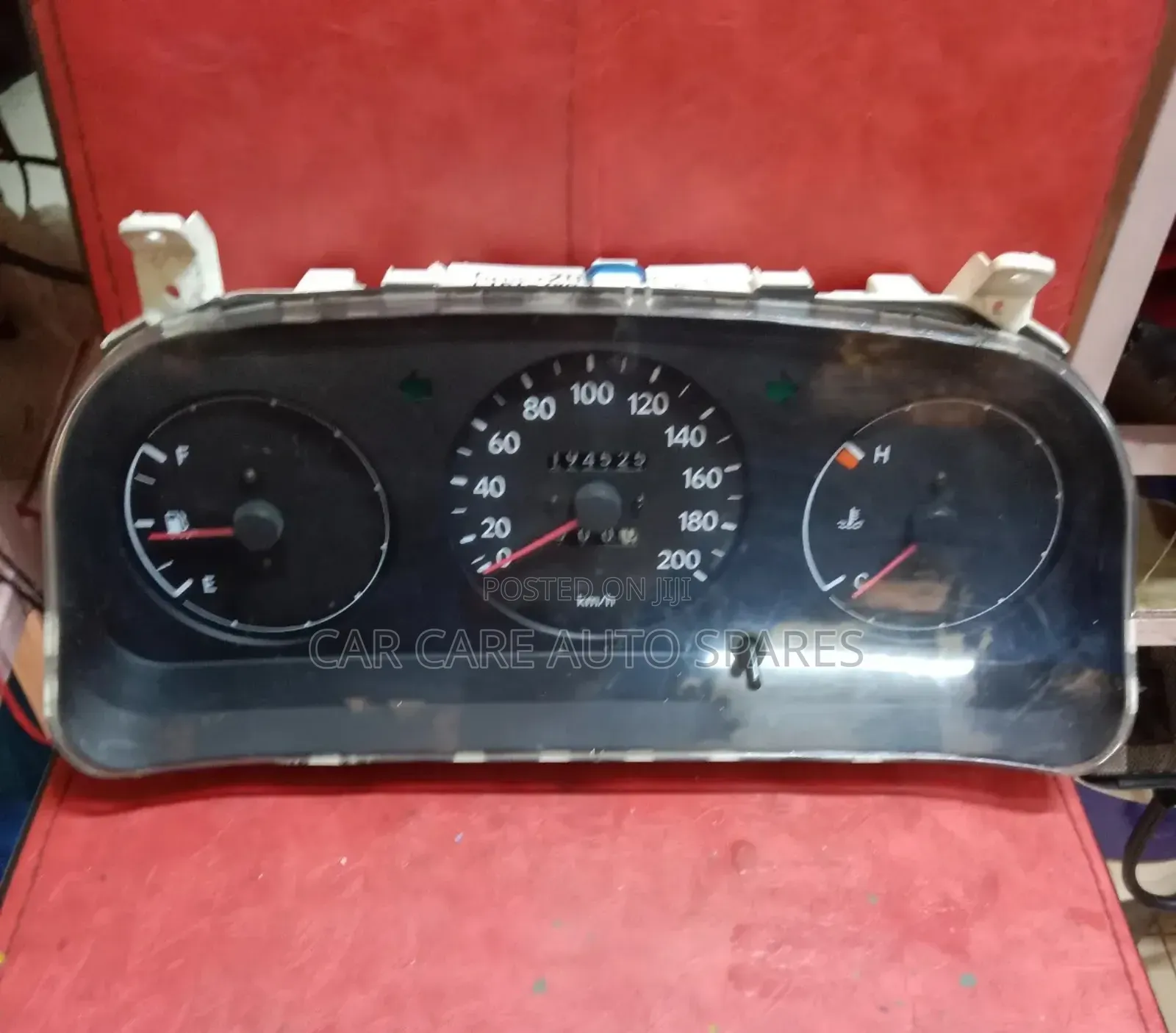 Dashboard Clock Toyota 100/101