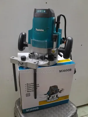 New Makita Router 1800 Watts Set