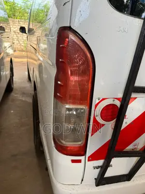 Tail Lamp Hiace 2014,Box 9l