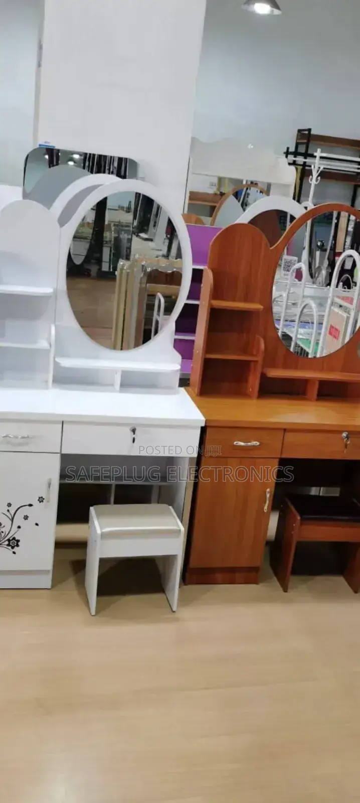 The Contemporary Dressing Table: Clean Lines, Endless Glam"