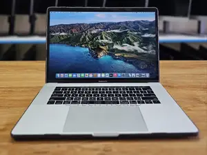 Laptop Apple MacBook 2017 16GB Intel Core I7 SSD 256GB