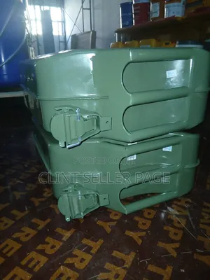 Military Jerry Can (Jungle Green) Fuel Can