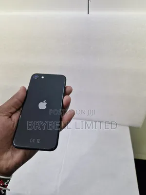 Apple iPhone SE 64 GB Black