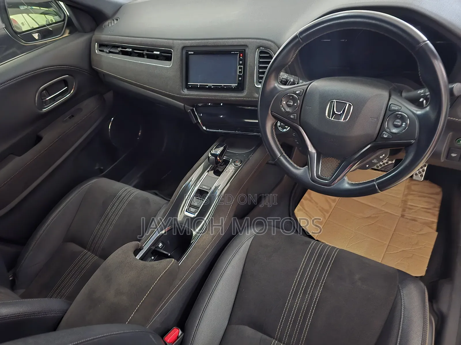 Honda Vezel 2018 White