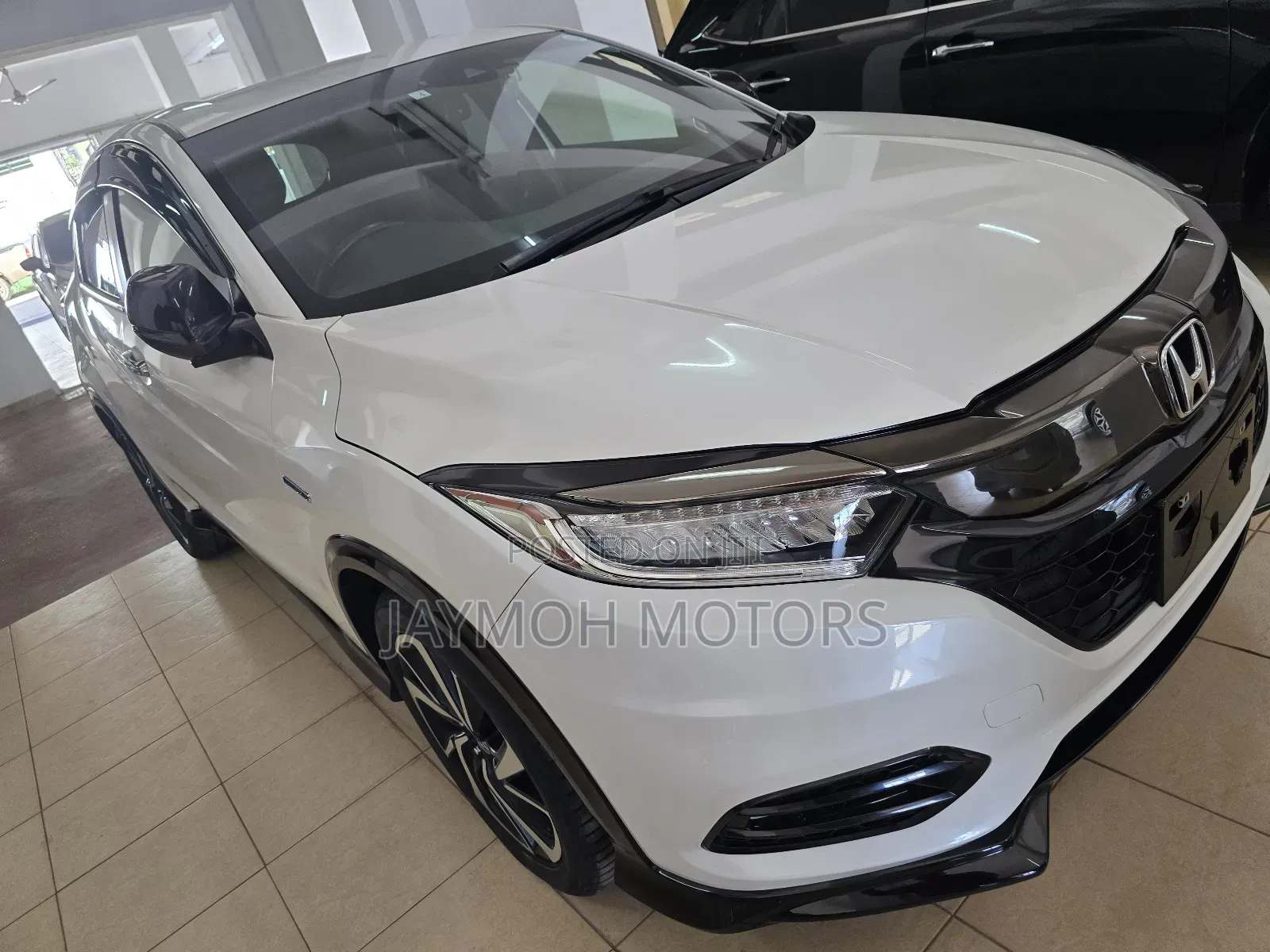 Honda Vezel 2018 White
