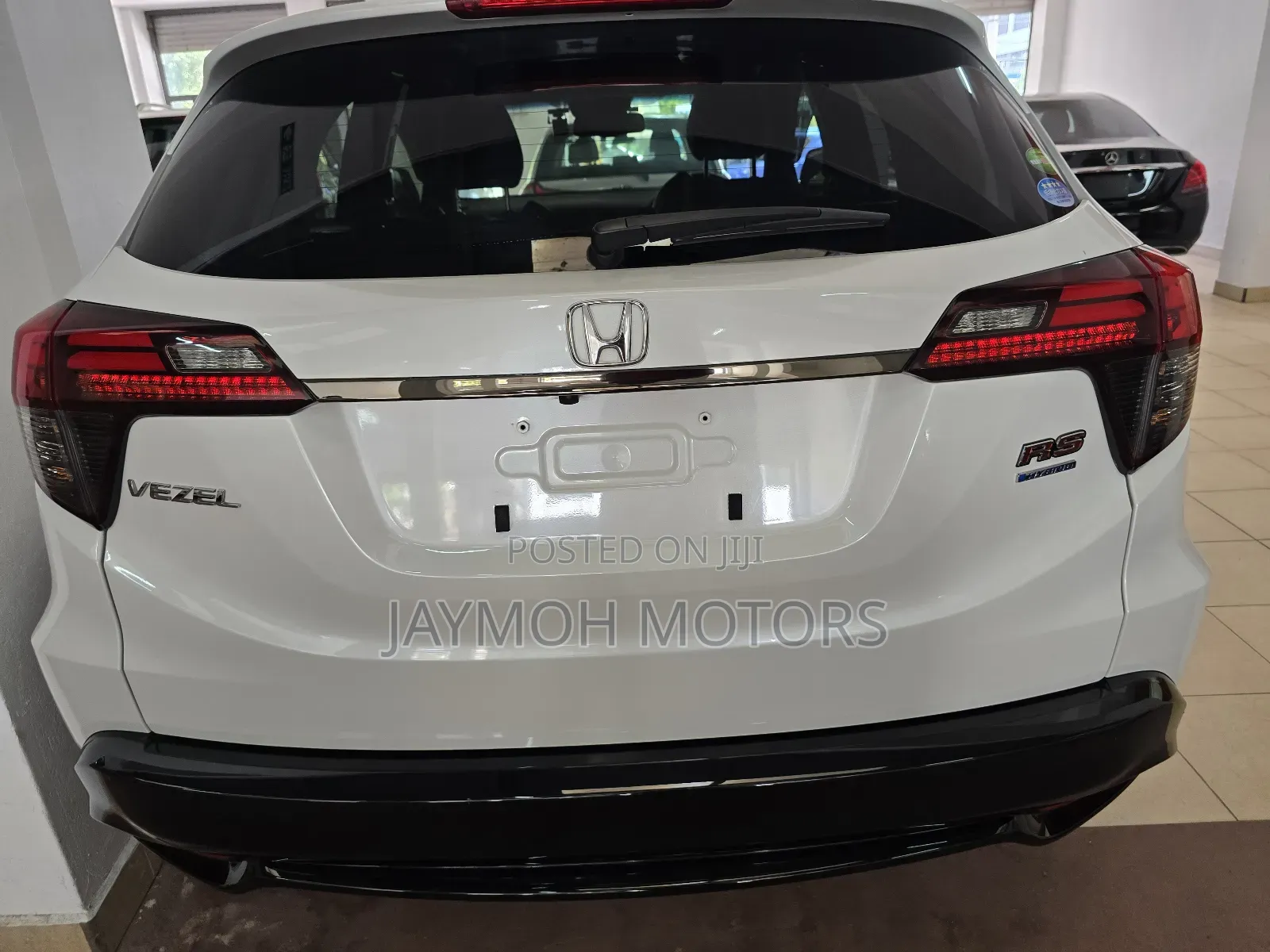 Honda Vezel 2018 White