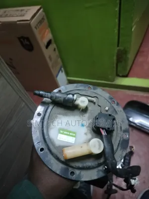 Daihatsu Mira E:S Fuel Pump