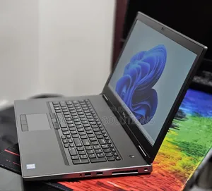 Laptop Dell Precision 7740 32GB Intel Core I7 SSD 512GB