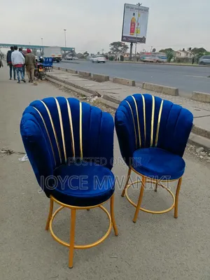Manicure Flower Seats, Blue and Gold 