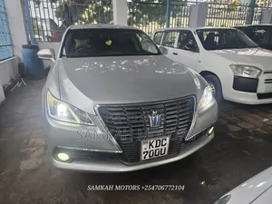 Toyota Crown 2015 Gray