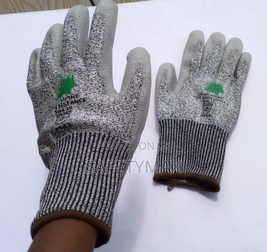Anti- Cut Gloves