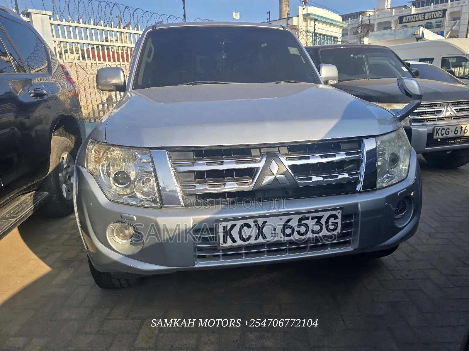 Mitsubishi Pajero 2013 Silver