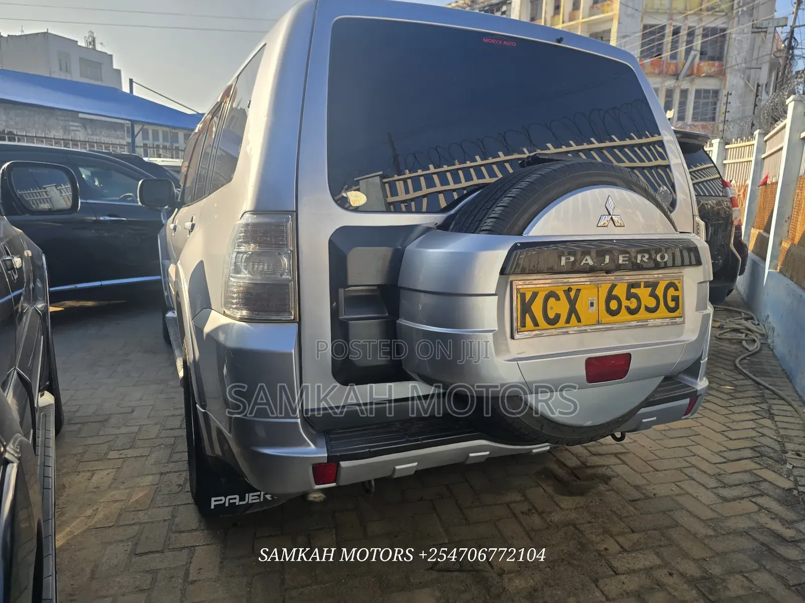 Mitsubishi Pajero 2013 Silver