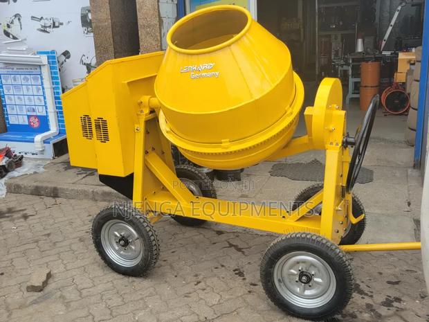 German Concrete Mixer, 400l / German