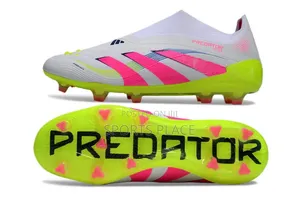 Laceless Elite Hybrid Predator Firm Ground Football Boots