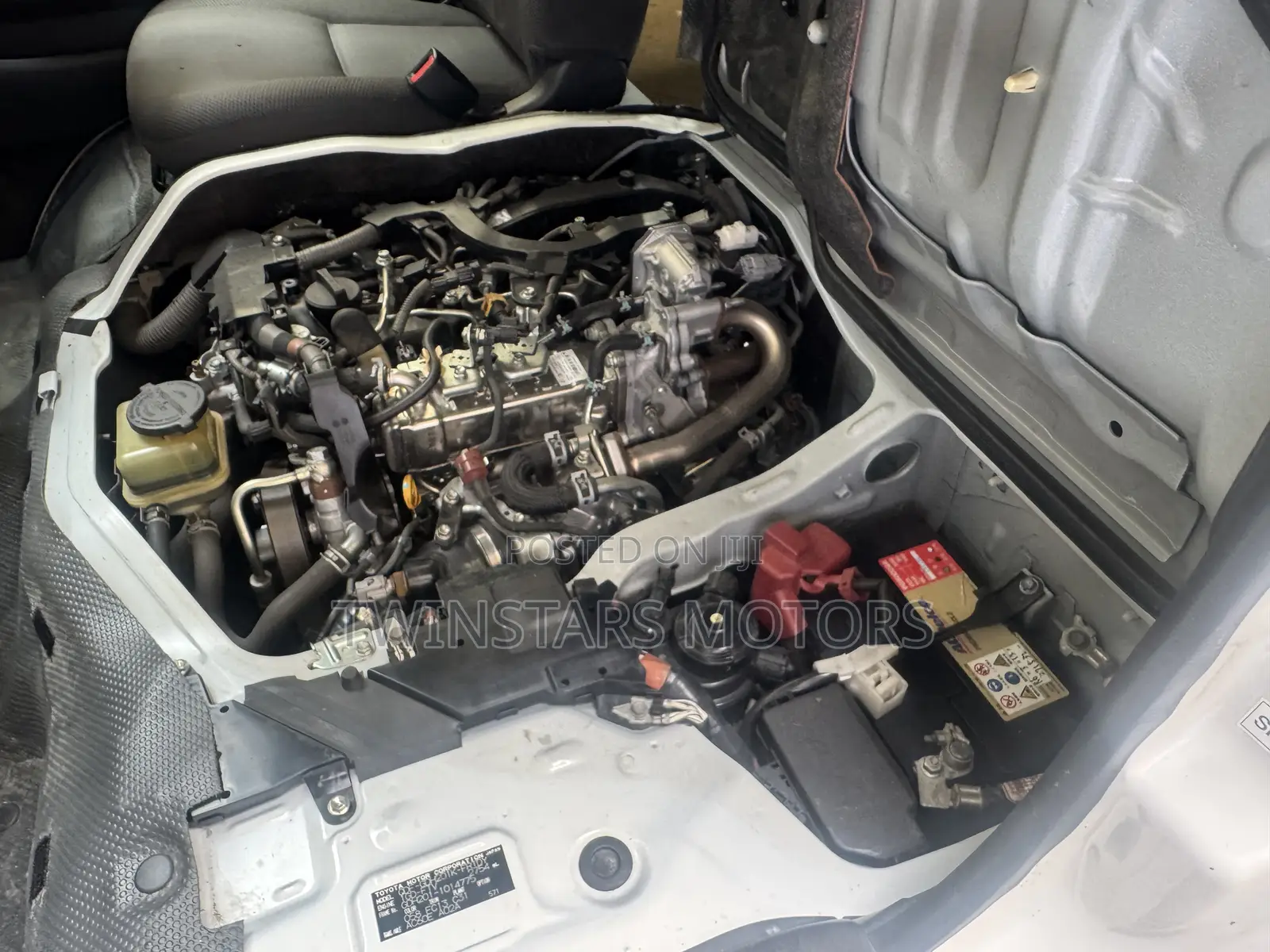 Toyota Regius 2020 White