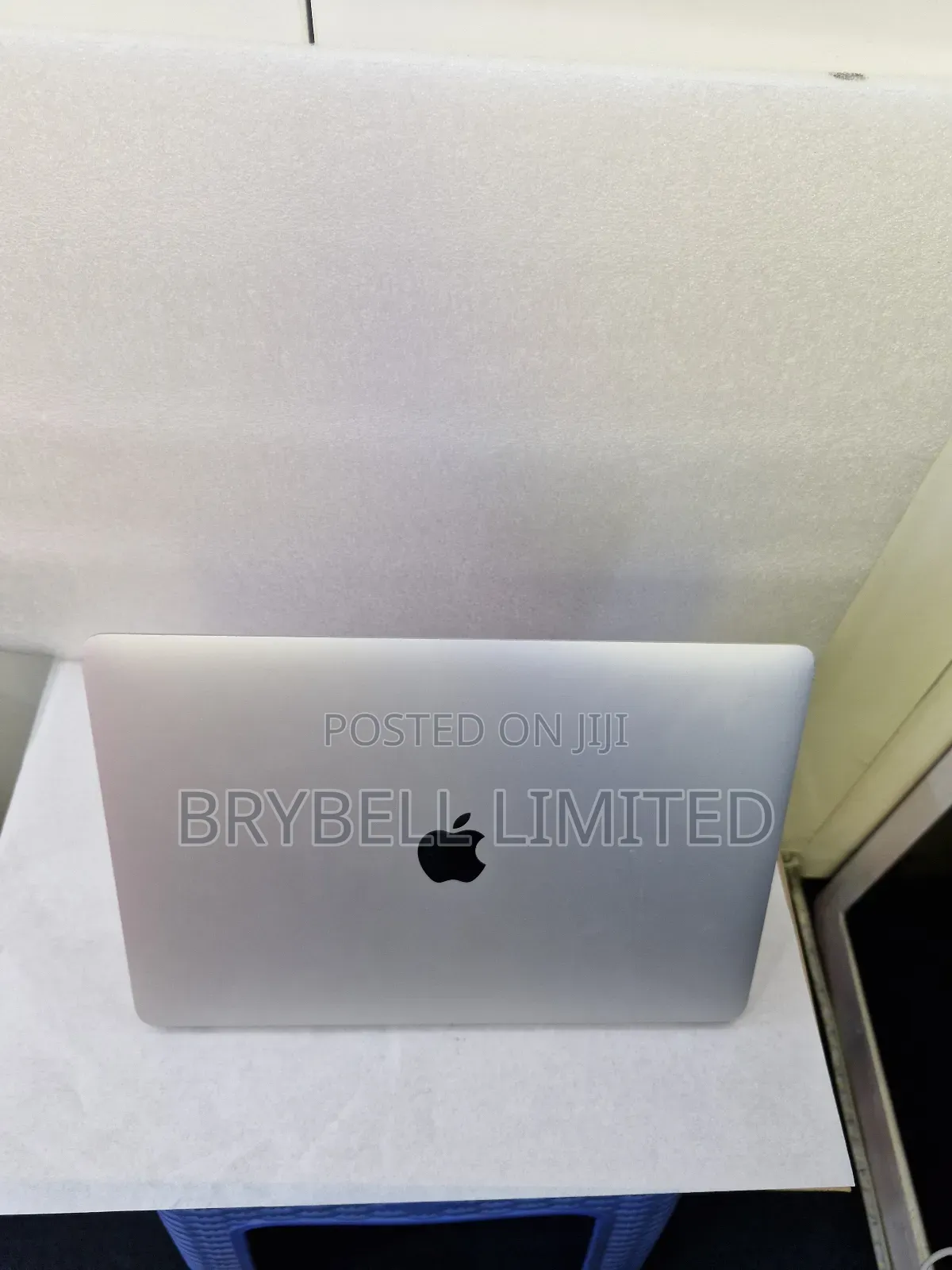Laptop Apple MacBook Pro 2017 8GB Intel Core I5 SSD 128GB