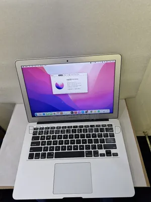 Laptop Apple MacBook Air 2017 8GB Intel Core I5 SSD 128GB