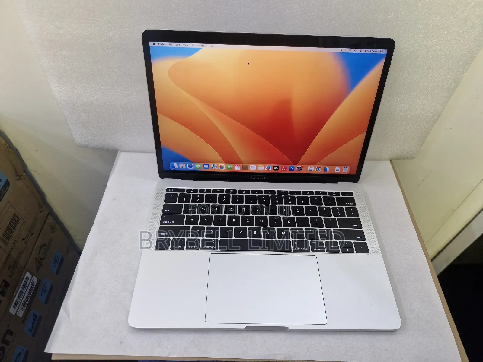 Laptop Apple MacBook Pro 2017 8GB Intel Core I5 SSD 256GB