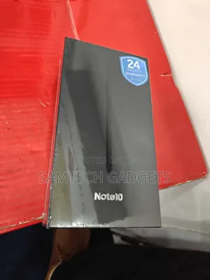 New Samsung Galaxy Note 10 5G 256 GB Gold