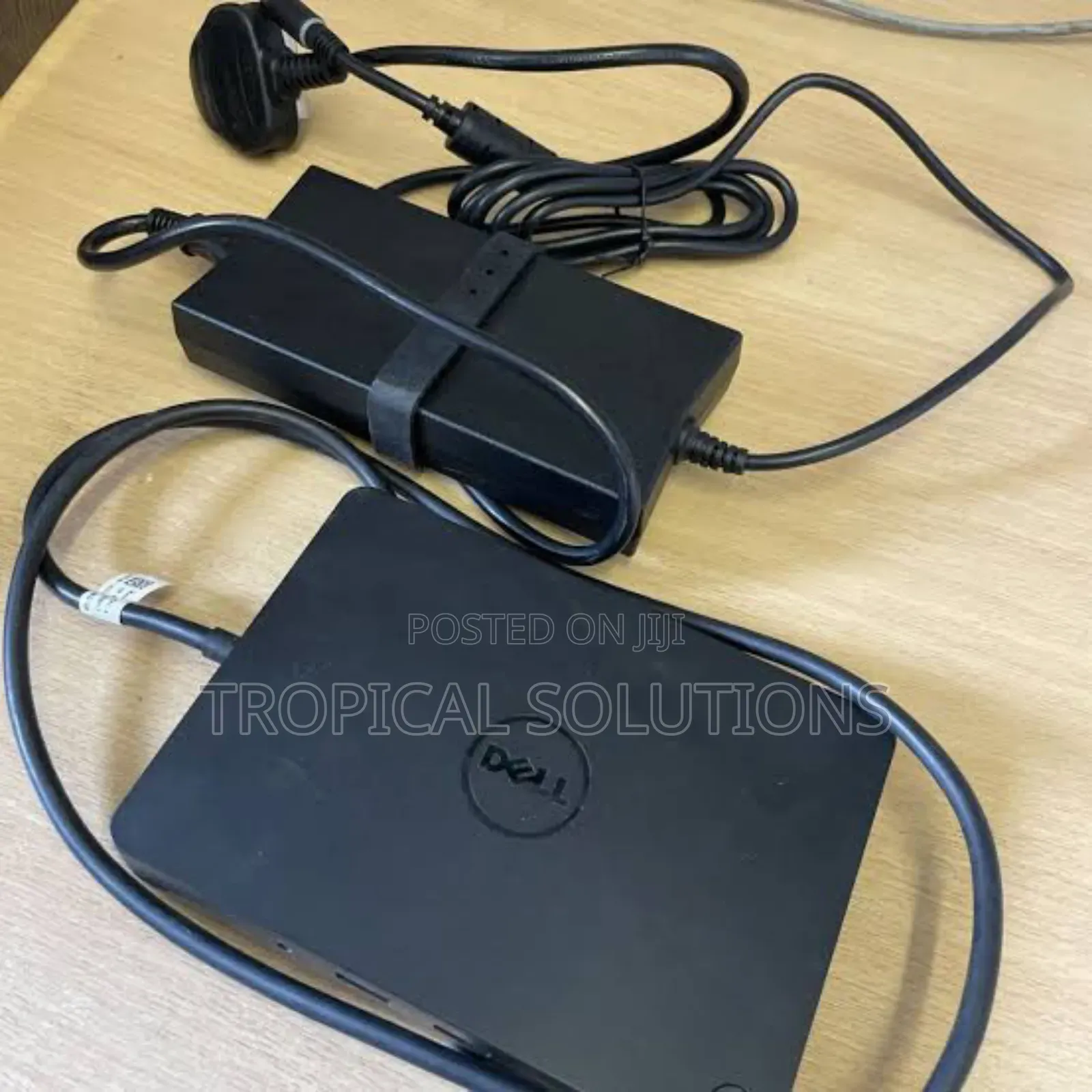 Dell Wd15 Usb -C Docking Station + 130w Ac Adapter