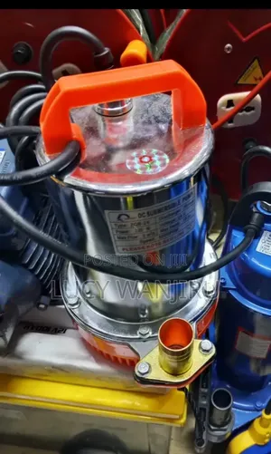 15 M Dc Sbmersible Solar Water Pump/ 220w Submersible Solar Pump
